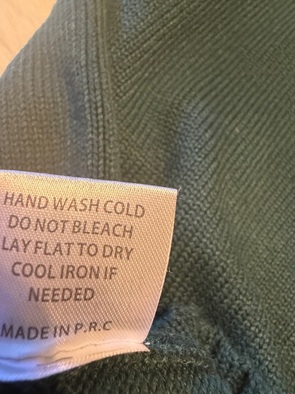Yellow the Label Classic Forest Green Cashmere Sweater - Picture 14 of 14
